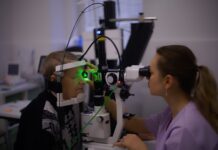 Kto lepiej zbada wzrok okulista czy optometrysta?